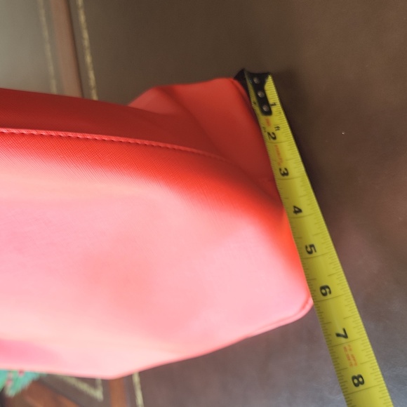 NWOT ❗️ Trina Turk red and blue large shoulder tote with matching pocketbook - Picture 13 of 17